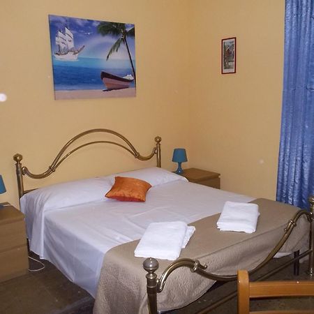 Bed and Breakfast Victoria Катанія Екстер'єр фото