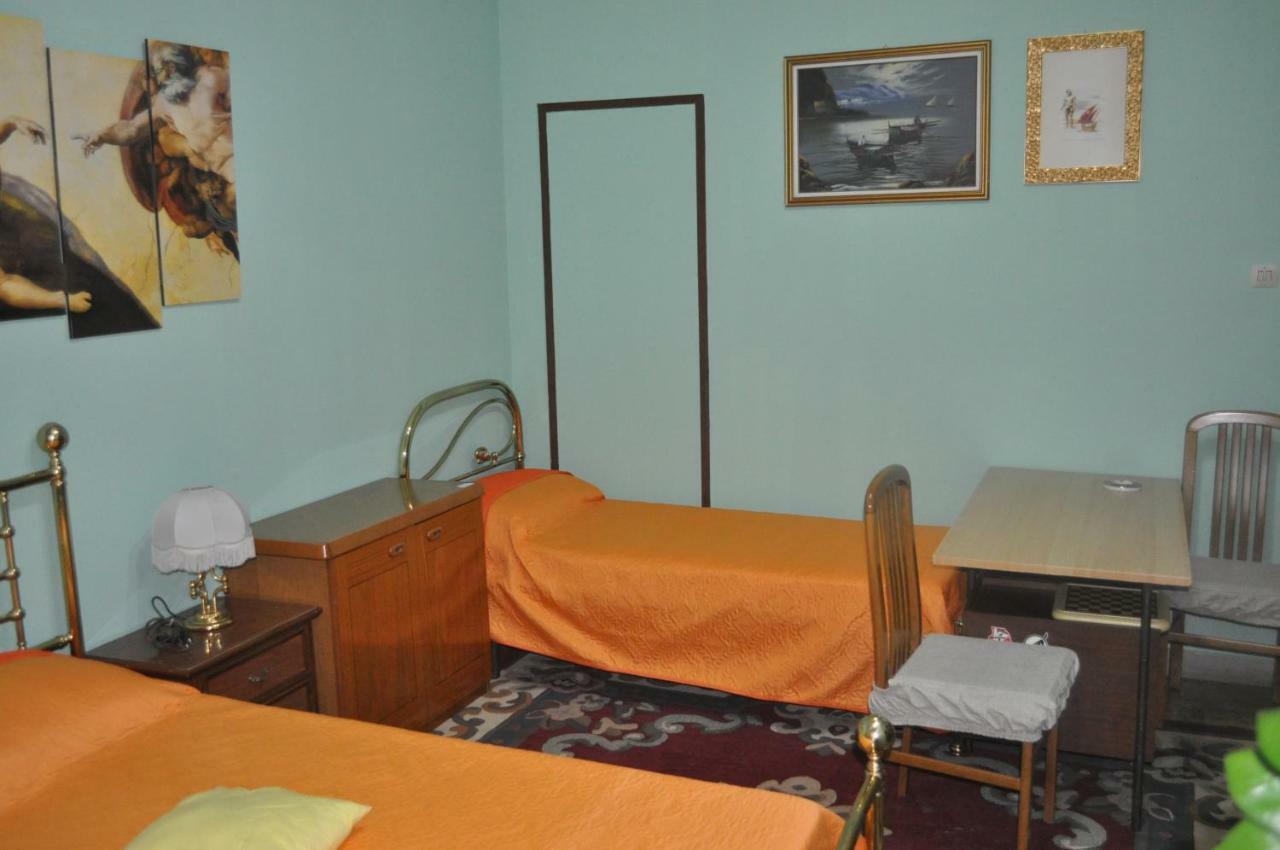 Bed and Breakfast Victoria Катанія Екстер'єр фото