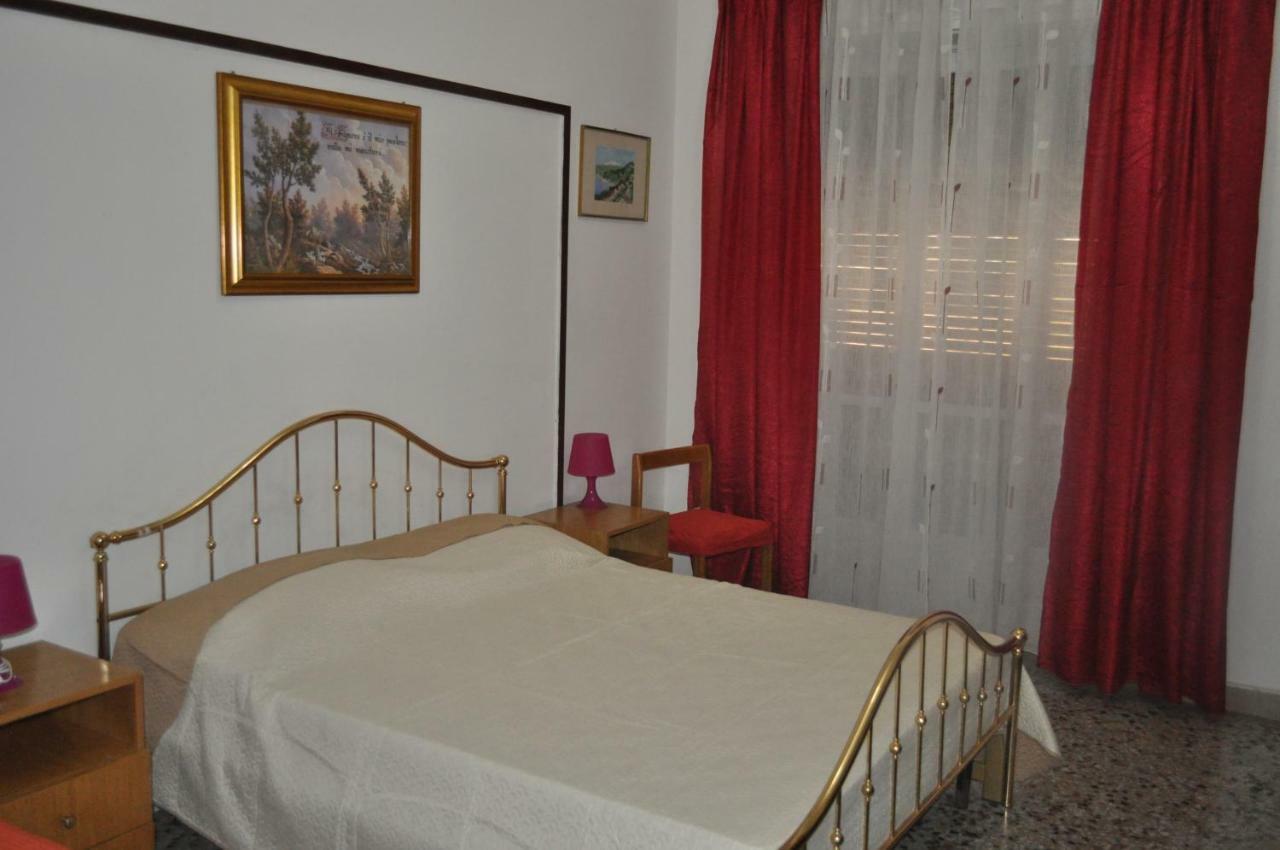 Bed and Breakfast Victoria Катанія Екстер'єр фото