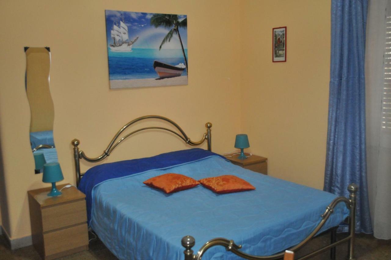 Bed and Breakfast Victoria Катанія Екстер'єр фото