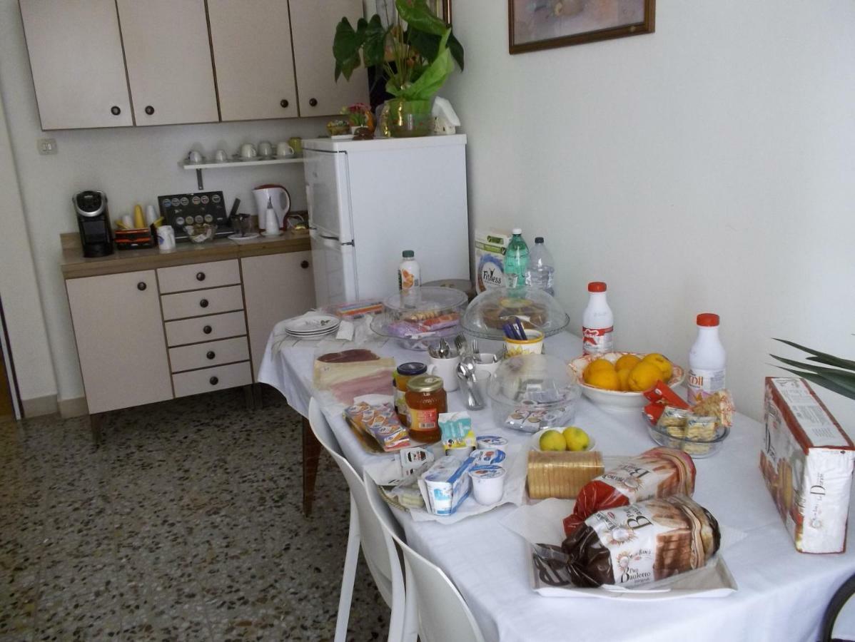 Bed and Breakfast Victoria Катанія Екстер'єр фото