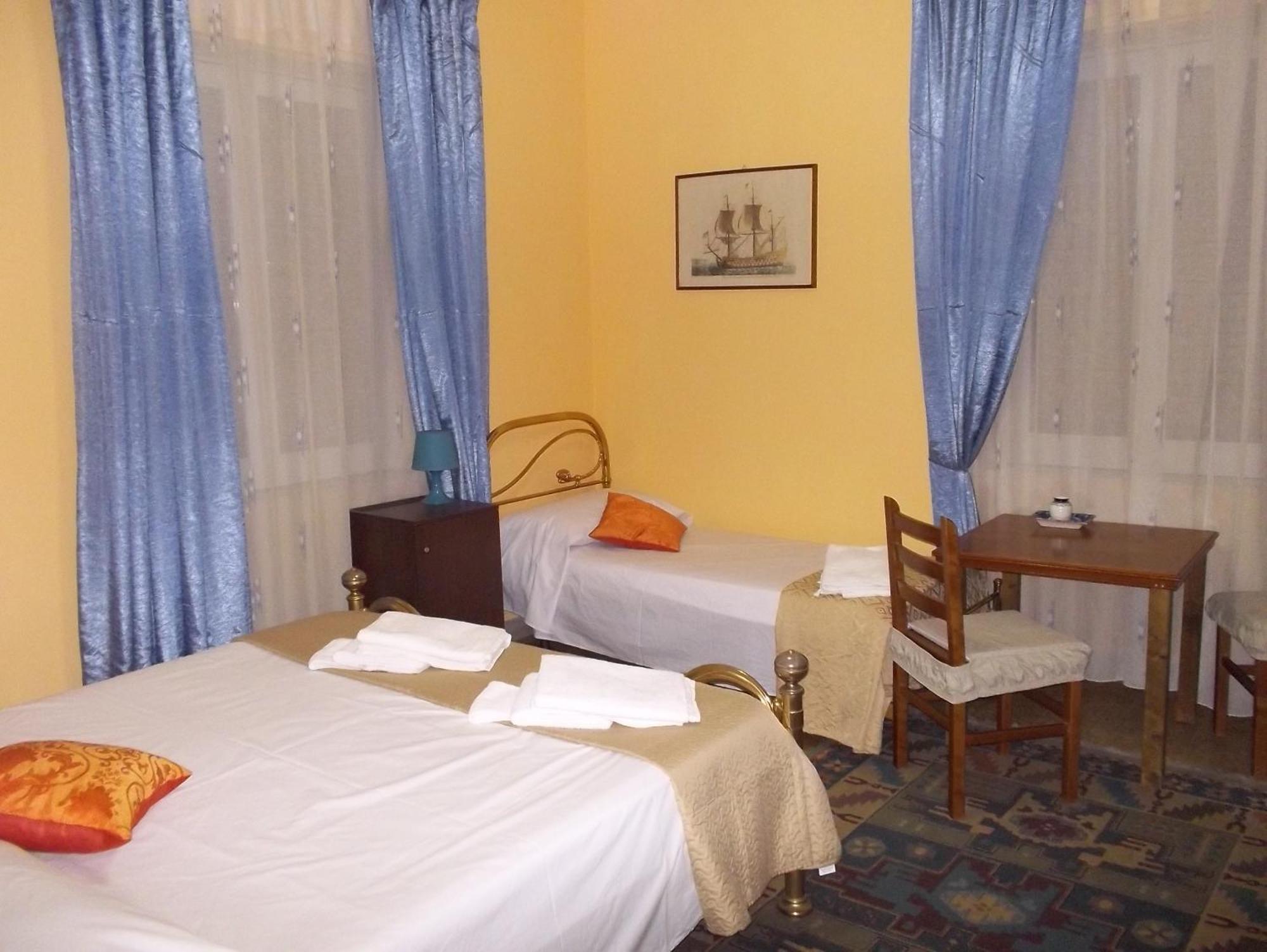 Bed and Breakfast Victoria Катанія Екстер'єр фото