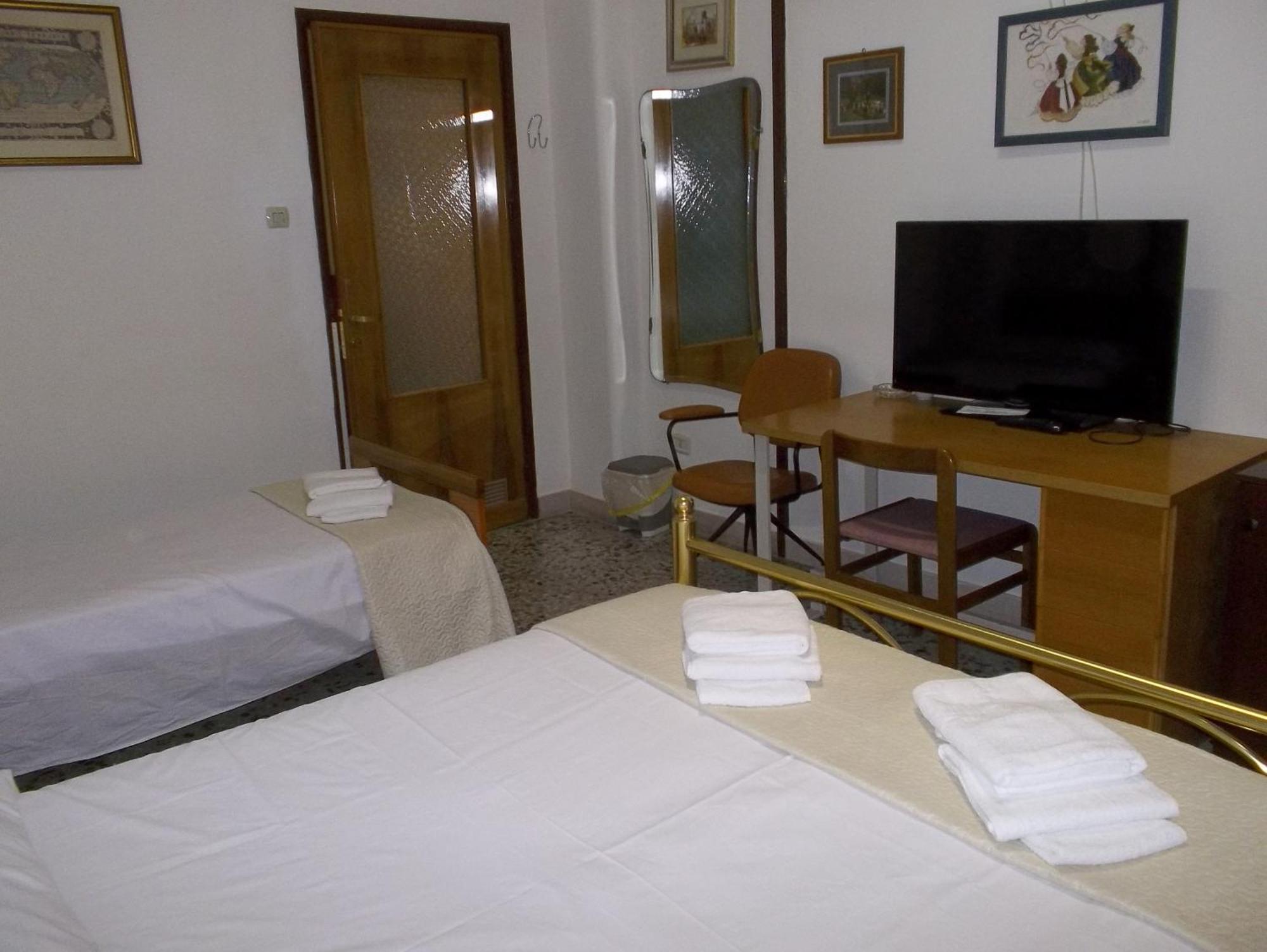 Bed and Breakfast Victoria Катанія Екстер'єр фото
