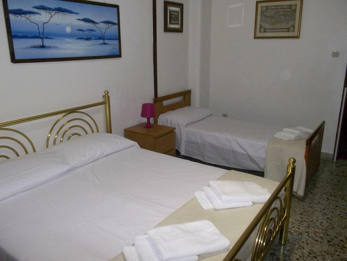 Bed and Breakfast Victoria Катанія Екстер'єр фото